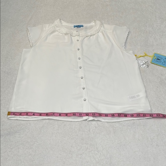 NWT CeCe White Cap Sleeve Button Down Shirt with Peter Pan Collar size M - Picture 9 of 16